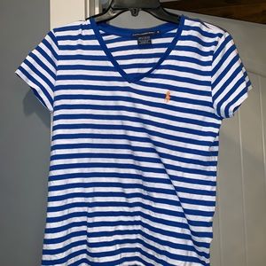 Size medium women’s polo T-shirt